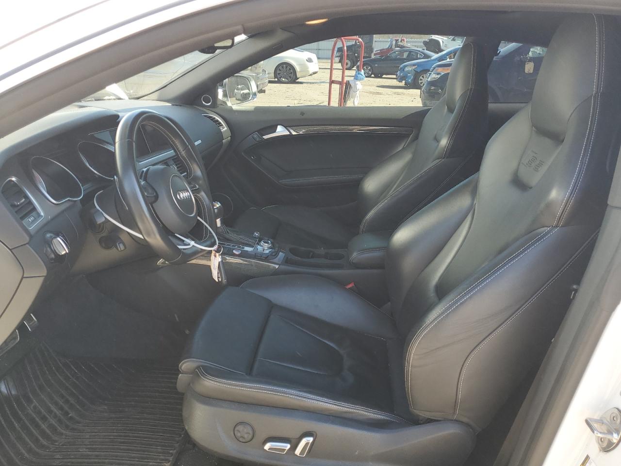 2014 Audi RS5 VIN WAUVGAFR9EA056322 Copart auction photo, front end / minor dent/scratches damage thumbnail 7