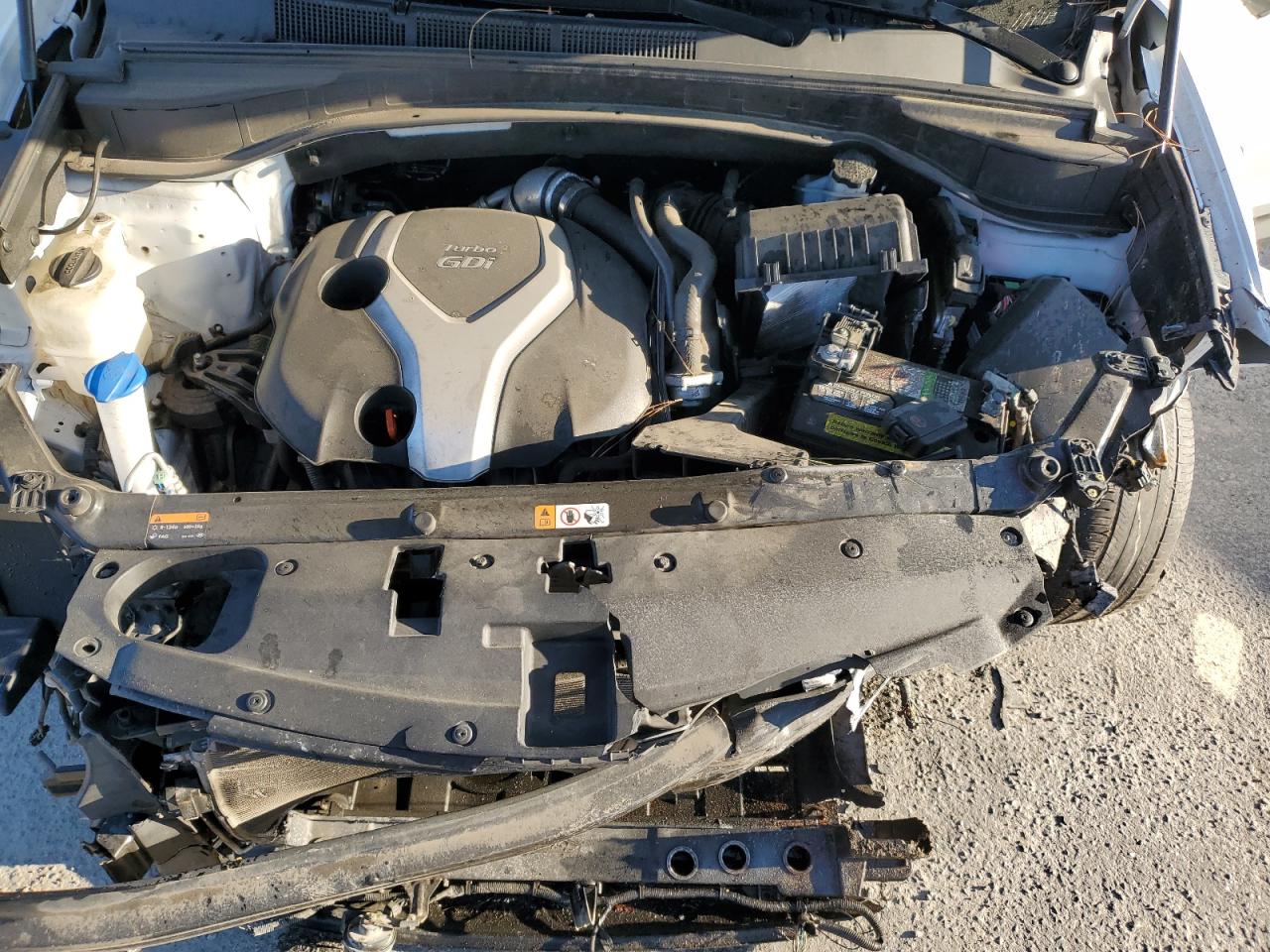 2013 Hyundai Santa Fe VIN 5XYZU3LA3DG084591 Copart auction photo, front end damage thumbnail 13