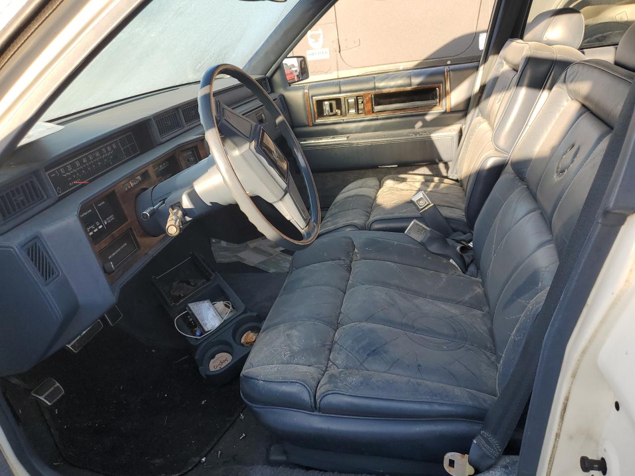 1988 Cadillac De Ville VIN 1G6CD5157J4214845 Copart auction photo, water/flood damage thumbnail 7