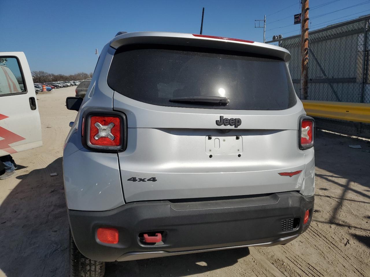 2015 Jeep Renegade VIN ZACCJBCT8FPB28355 Copart auction photo, undercarriage / rear end damage thumbnail 6