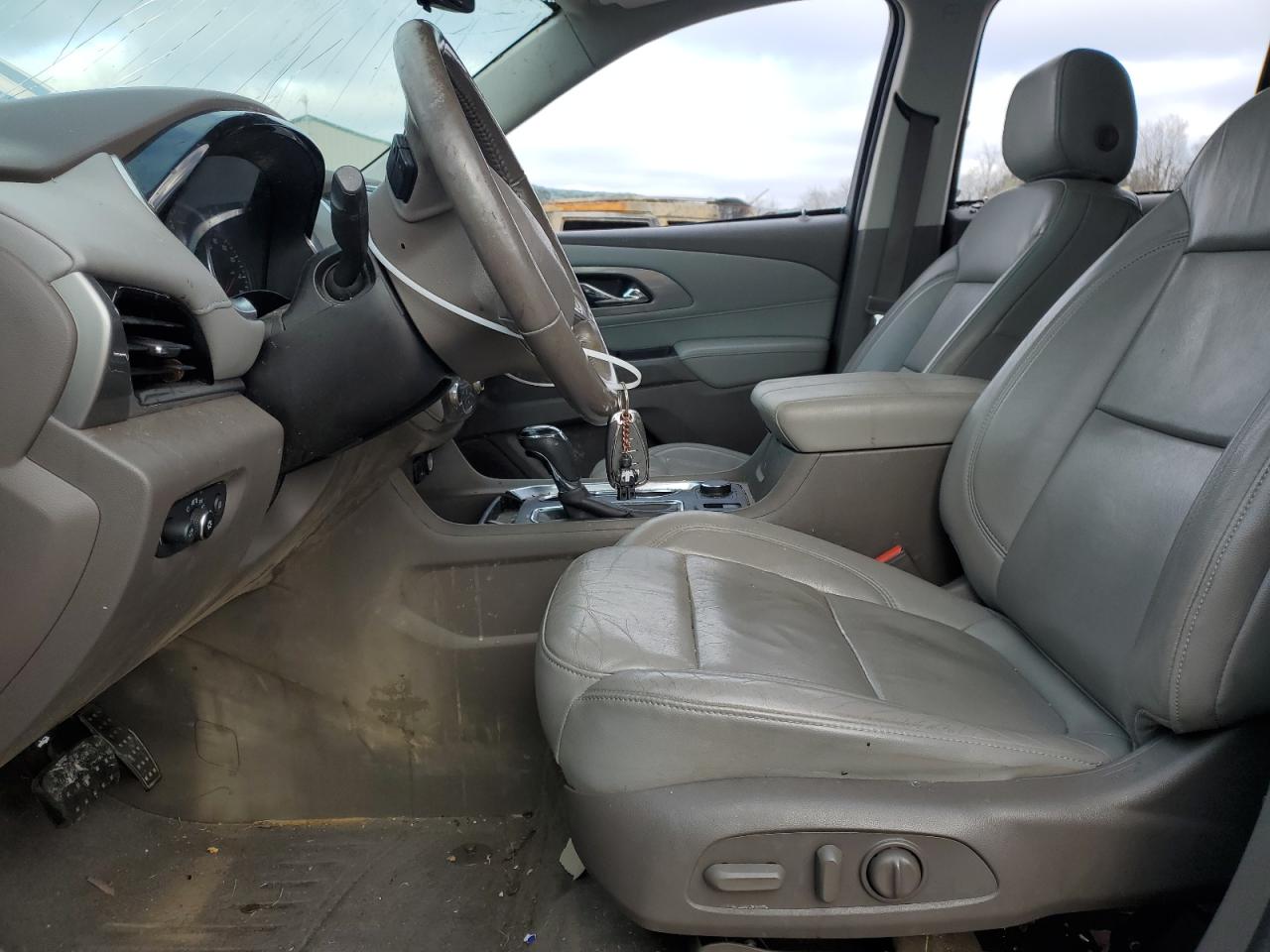 2018 Chevrolet Traverse VIN 1GNERHKW3JJ285159 Copart auction photo, all over damage thumbnail 7