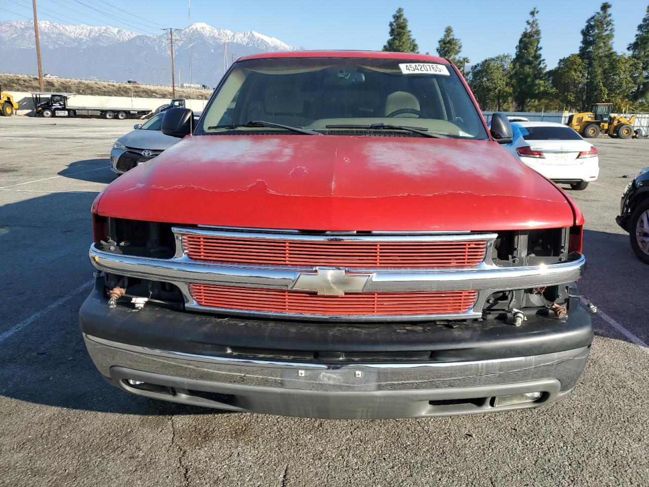 2002 Chevrolet Tahoe VIN 1GNEC13V12R250234 Copart auction photo, vandalism / stripped damage thumbnail 5
