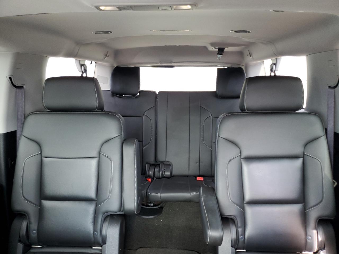 2017 Chevrolet Suburban VIN 1GNSKHKC4HR266760 Copart auction photo, rear end / front end damage thumbnail 10