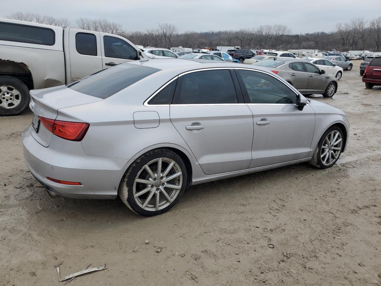 2015 Audi A3 VIN WAUEFGFF0F1078738 Copart auction photo, front end / minor dent/scratches damage thumbnail 3
