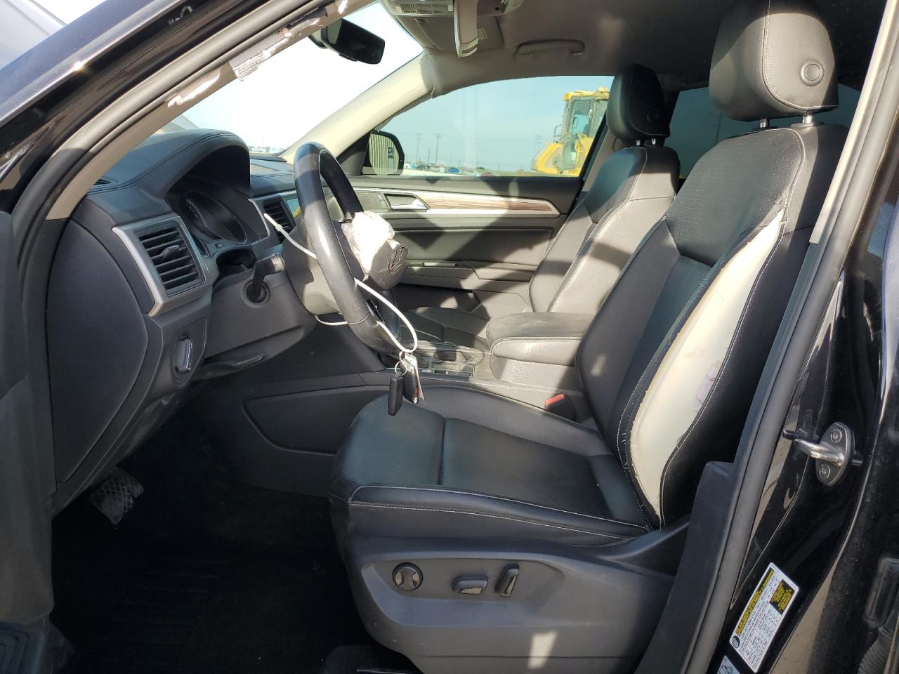 2021 Volkswagen Atlas VIN 1V2WR2CA3MC519899 Copart auction photo, front end / minor dent/scratches damage thumbnail 7