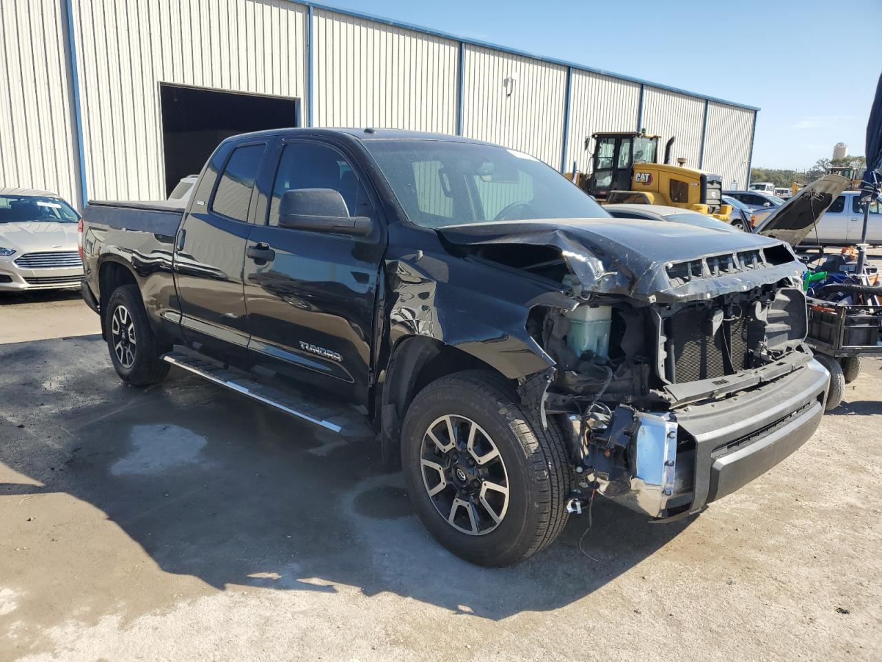 2015 Toyota Tundra VIN 5TFRM5F14FX085126 Copart auction photo, front end / minor dent/scratches damage thumbnail 4