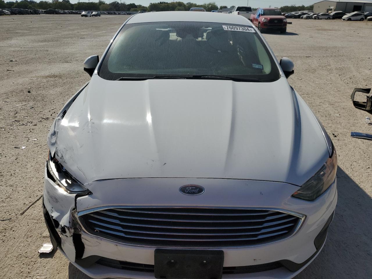 2019 Ford Fusion VIN 3FA6P0LU7KR208146 Copart auction photo, front end / rear end damage thumbnail 5
