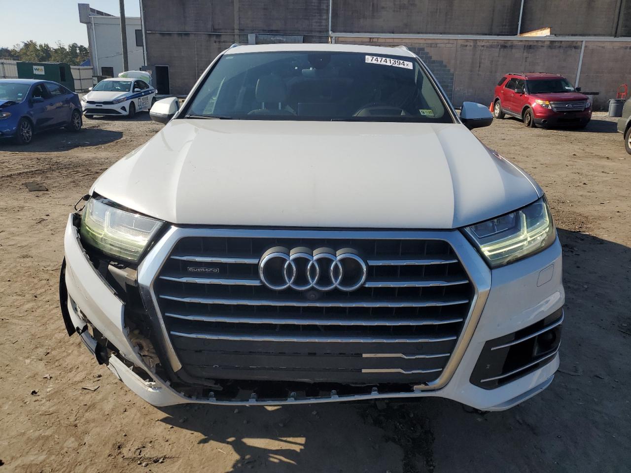 2018 Audi Q7 VIN WA1VAAF79JD019938 Copart auction photo, front end / undercarriage damage thumbnail 5
