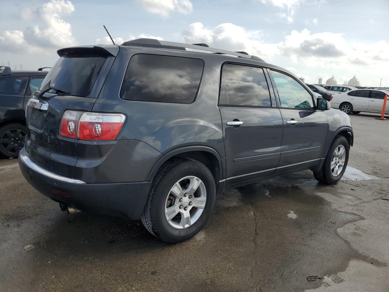 2011 GMC Acadia VIN 1GKKRPED3BJ296653 Copart auction photo, front end damage thumbnail 3