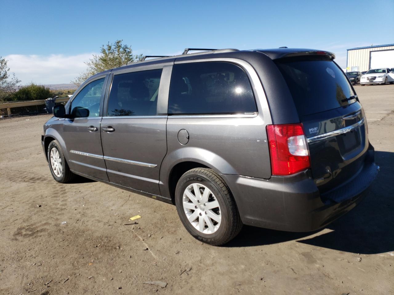 2015 Chrysler Town & Country VIN 2C4RC1BG2FR696342 Copart auction photo, front end / rear end damage thumbnail 2
