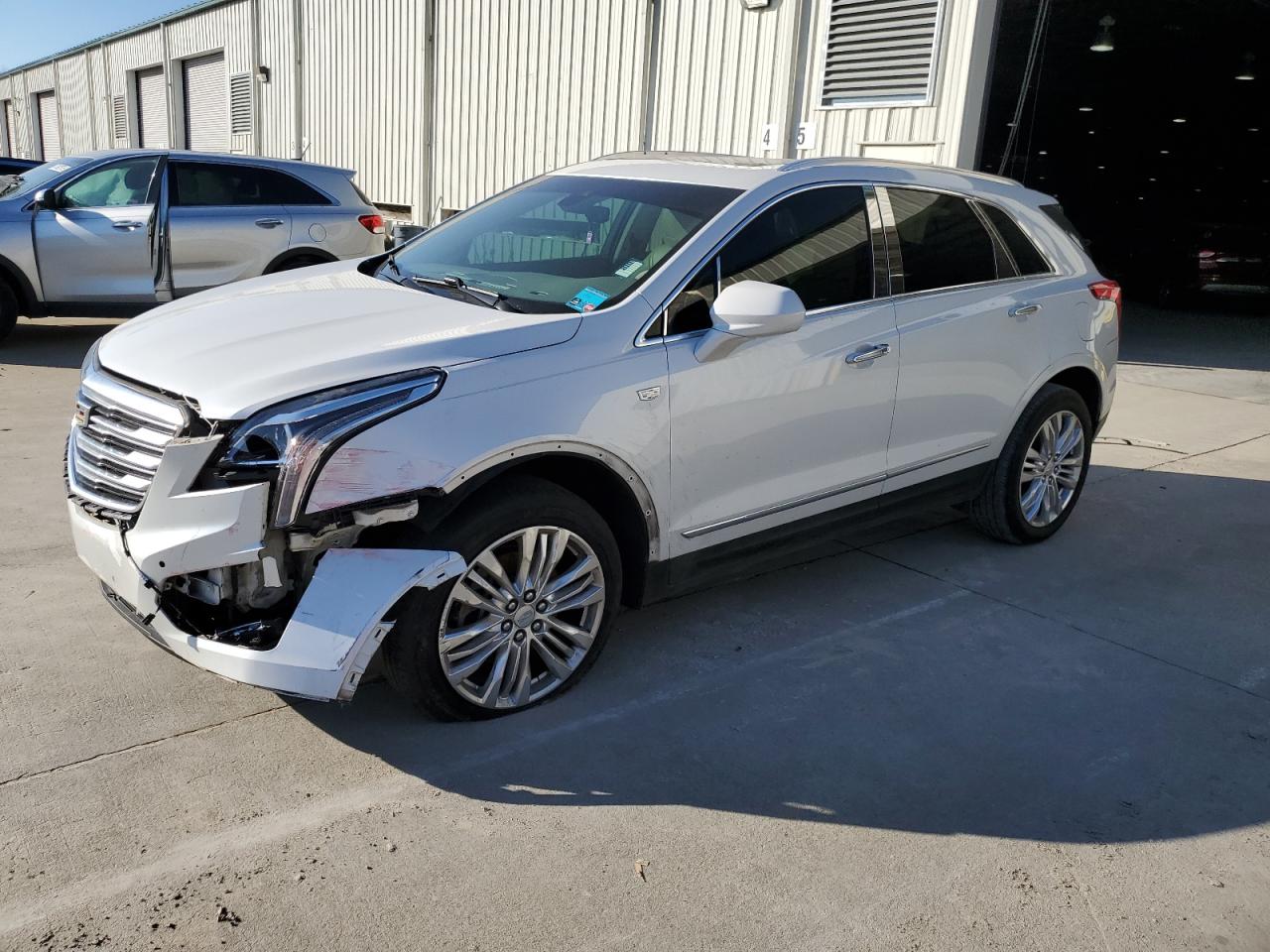 2017 Cadillac XT5 VIN 1GYKNCRS7HZ112604