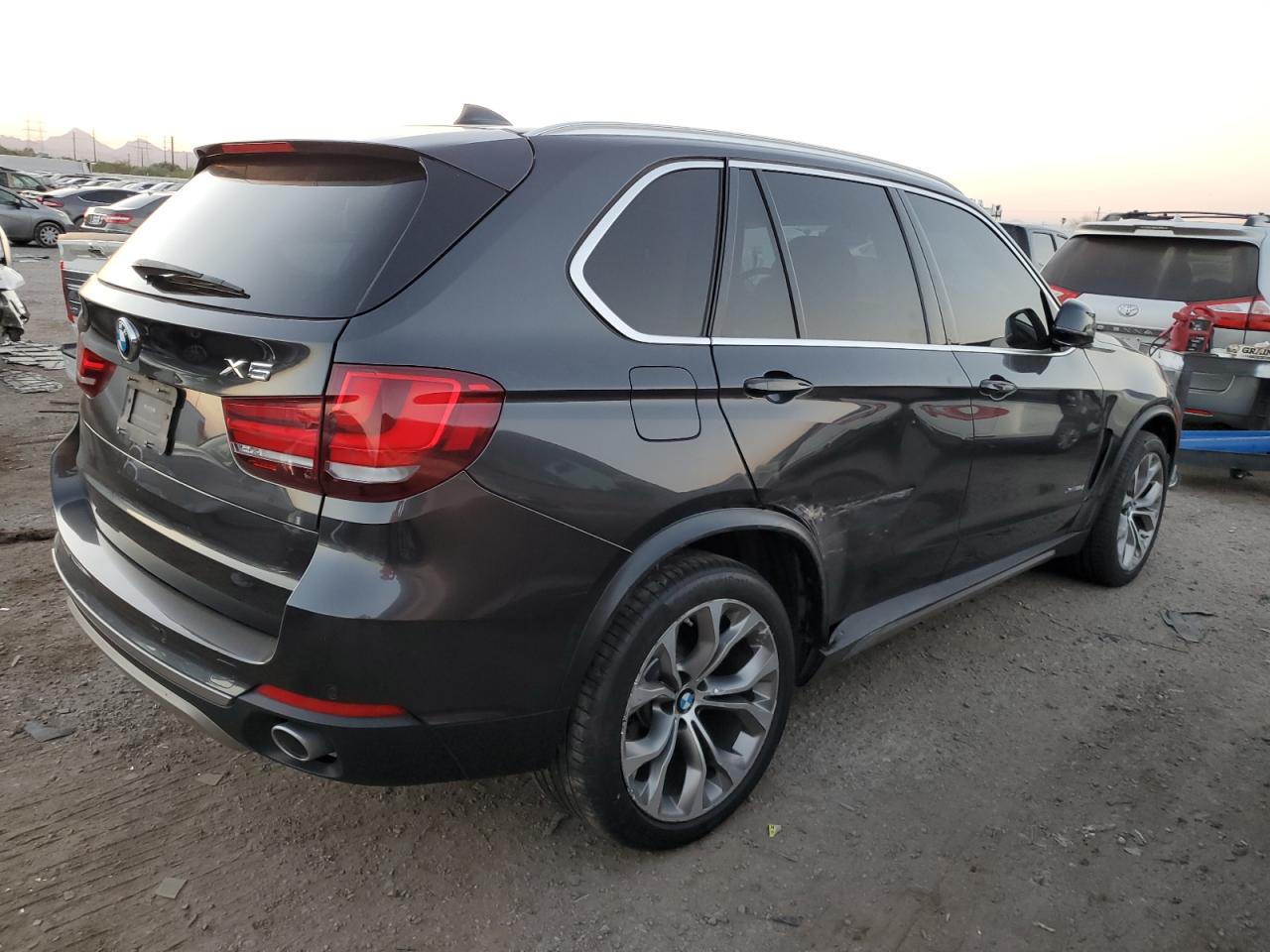 2015 BMW X5 VIN 5UXKS4C54F0N11008 Copart auction photo, side damage thumbnail 3