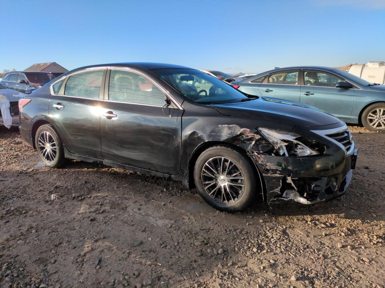 2015 Nissan Altima VIN 1N4AL3AP8FN319365 Copart auction photo, front end damage thumbnail 4