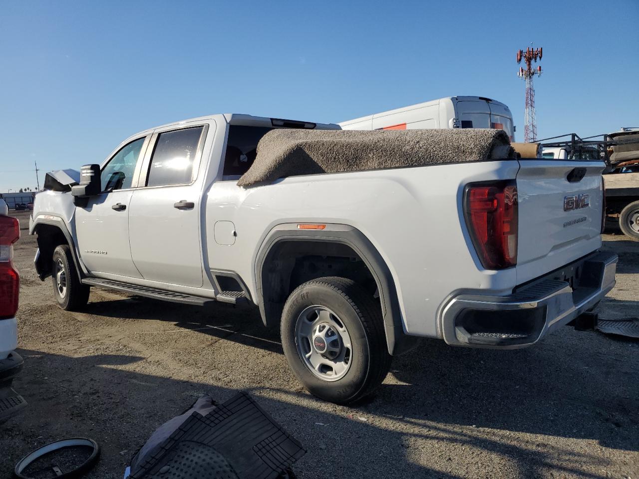 2020 GMC Sierra VIN 1GT18LE79LF169553 Copart auction photo, front end / minor dent/scratches damage thumbnail 2
