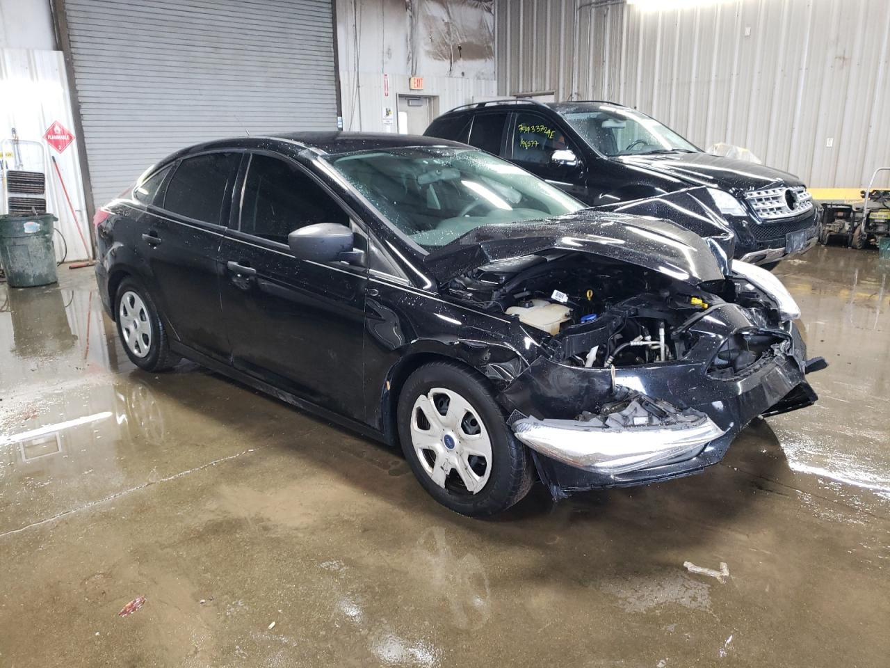 2016 Ford Focus VIN 1FADP3E20GL202604 Copart auction photo, front end damage thumbnail 4