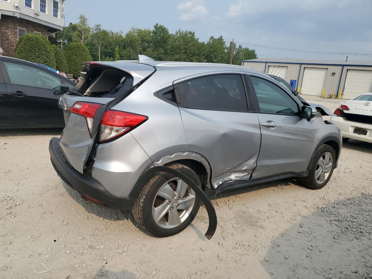 2019 Honda HR-V VIN 3CZRU6H72KM740143 Copart auction photo, all over / minor dent/scratches damage thumbnail 3