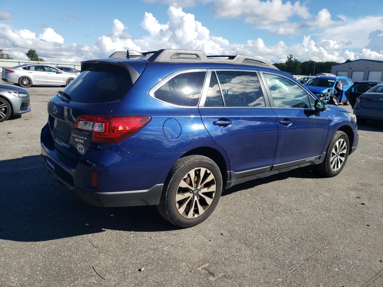 2017 Subaru Outback VIN 4S4BSANC3H3267747 Copart auction photo, front end damage thumbnail 3