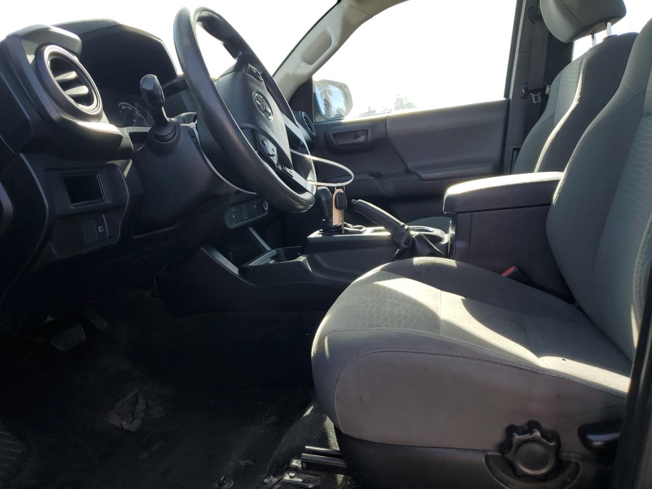 2018 Toyota Tacoma VIN 5TFRX5GN8JX115522 Copart auction photo, front end damage thumbnail 7