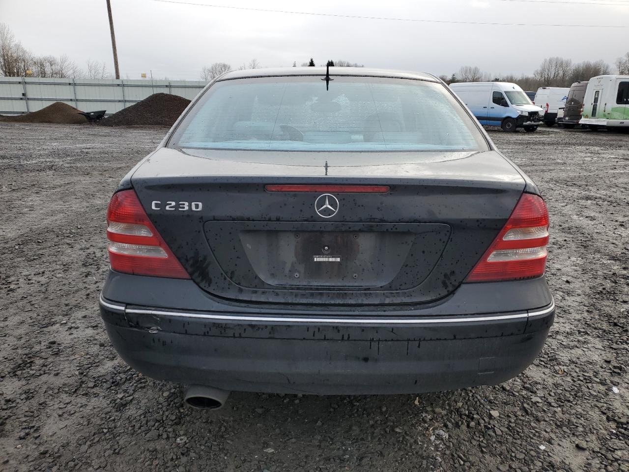 2006 Mercedes-Benz C-klasse VIN WDBRF52H16F766913 Copart auction photo, front end damage thumbnail 6