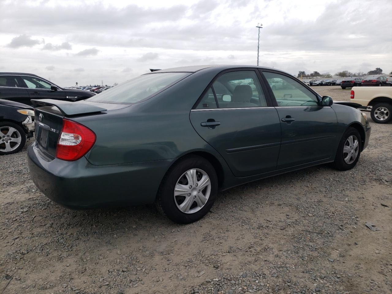2002 Toyota Camry VIN JTDBE32K820126393 Copart auction photo, front end / rear end damage thumbnail 3