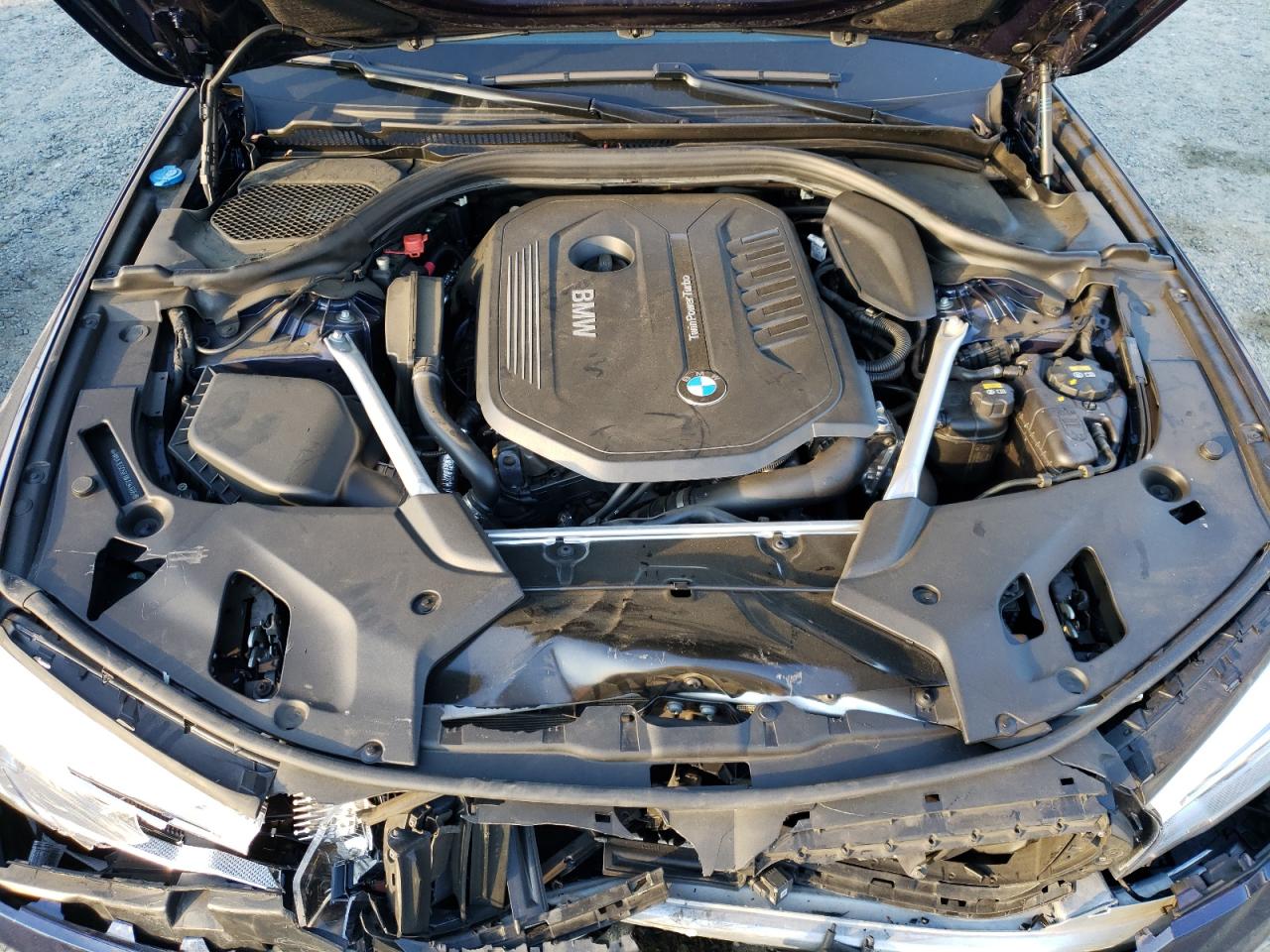 2018 BMW 5er VIN WBAJE5C58JWA94685 Copart auction photo, front end damage thumbnail 11