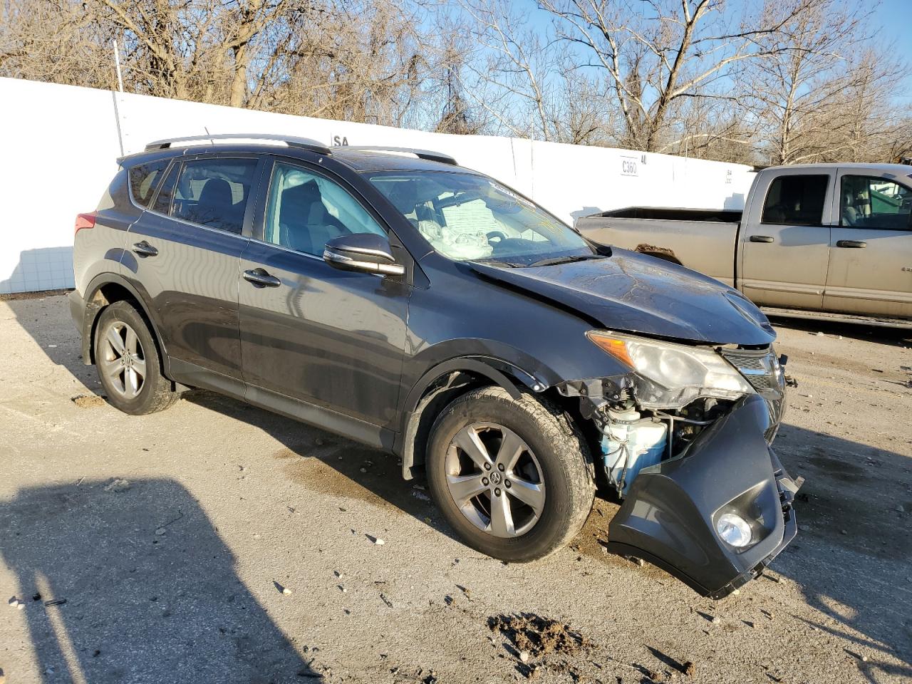 2015 Toyota RAV 4 VIN 2T3RFREV9FW392463 Copart auction photo, front end / all over damage thumbnail 4