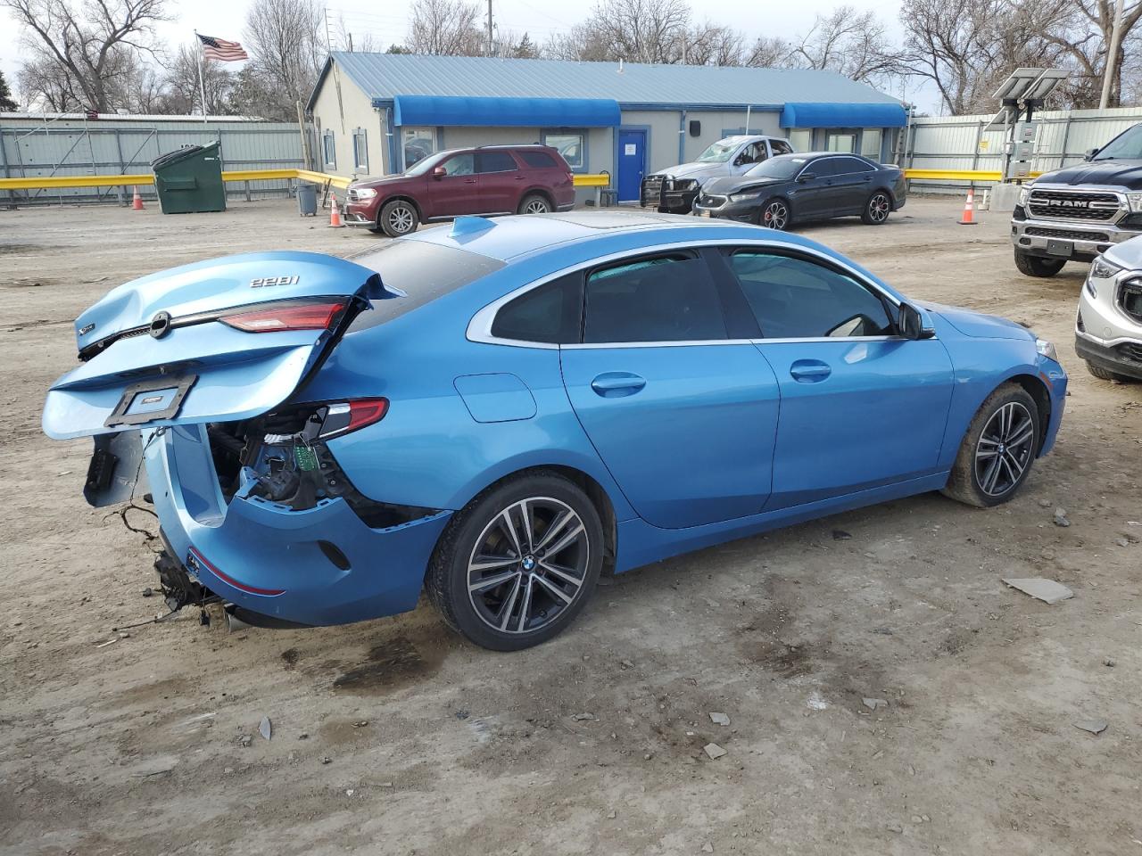 2020 BMW 2er VIN WBA73AK00L7G11408 Copart auction photo, rear end damage thumbnail 3