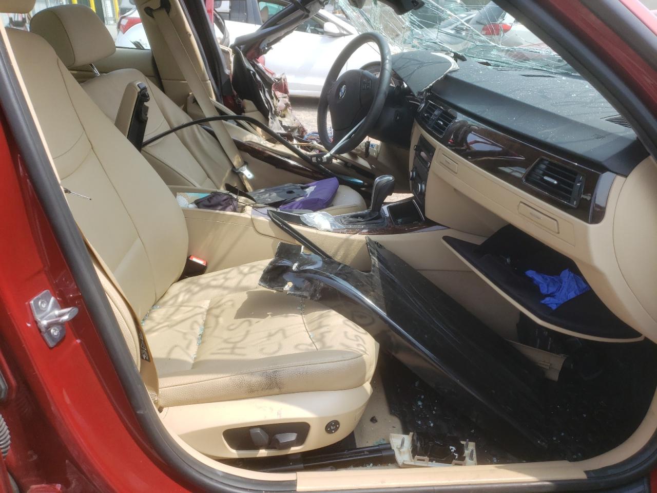 2011 BMW 3er VIN WBAPK5C56BA655397 Copart auction photo, side / minor dent/scratches damage thumbnail 7