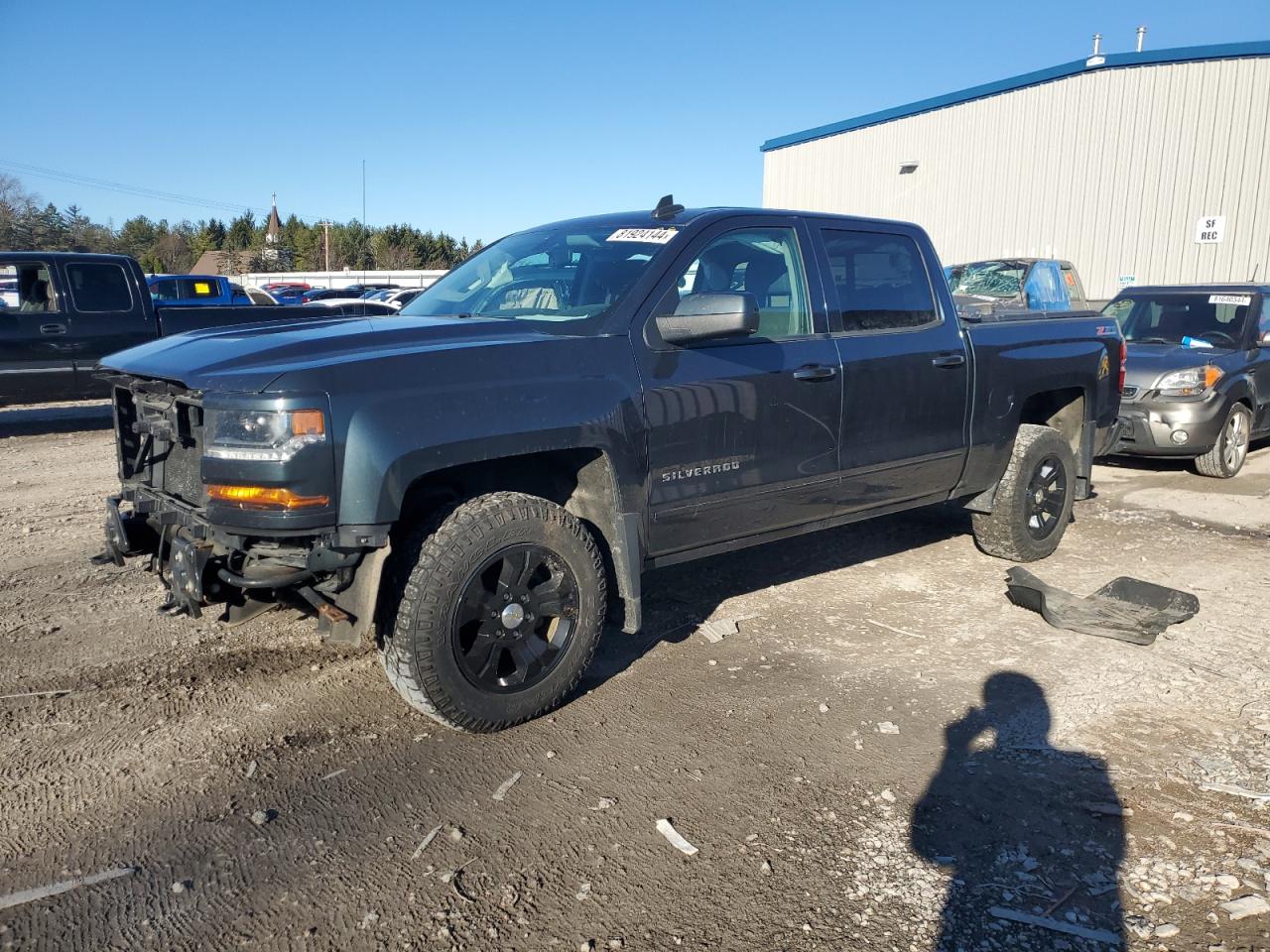 2017 Chevrolet Silverado VIN 3GCUKREC2HG279770
