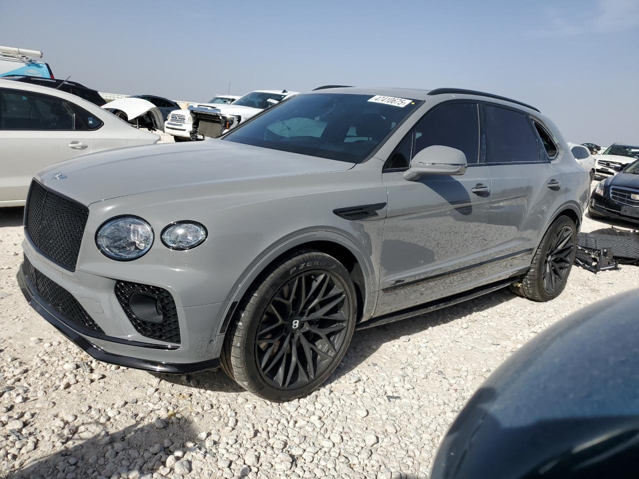 2022 Bentley Bentayga VIN SJAAR2ZV5NC013998 - Copart auction photo