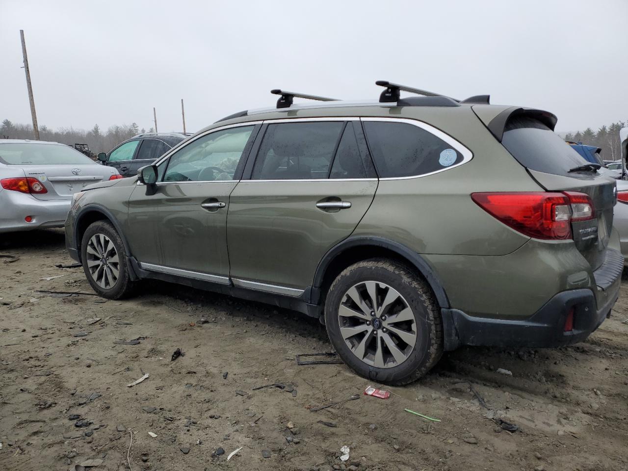 2019 Subaru Outback VIN 4S4BSETC7K3300363 Copart auction photo, front end / minor dent/scratches damage thumbnail 2