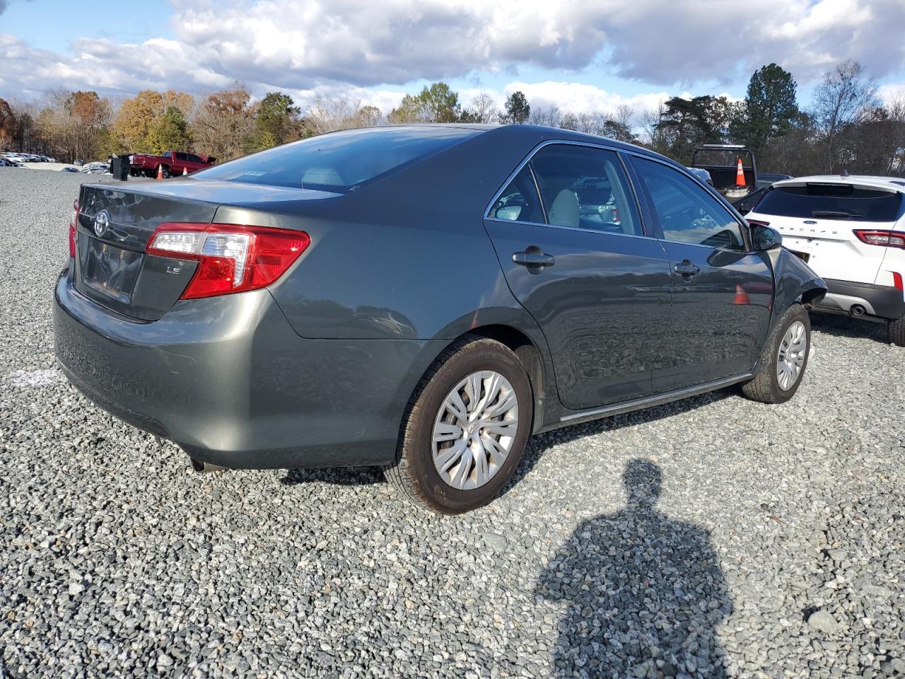 2012 Toyota Camry VIN 4T1BF1FK1CU592359 Copart auction photo, front end damage thumbnail 3