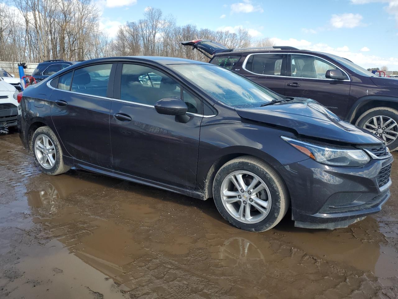 2017 Chevrolet Cruze VIN 1G1BE5SM9H7114470 Copart auction photo, front end / minor dent/scratches damage thumbnail 4