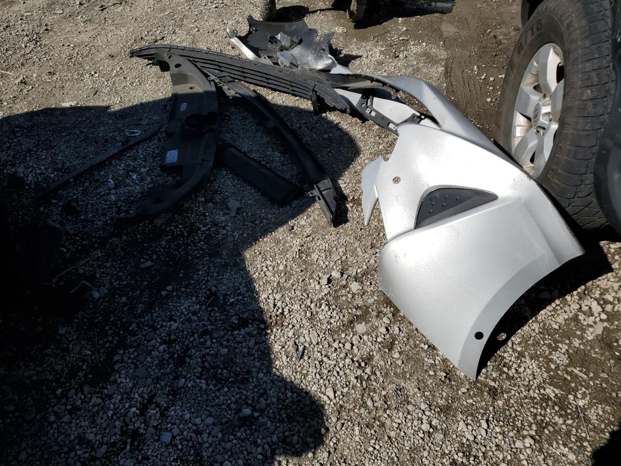 2018 Toyota Prius VIN JTDKBRFU3J3060162 Copart auction photo, front end / side damage thumbnail 12