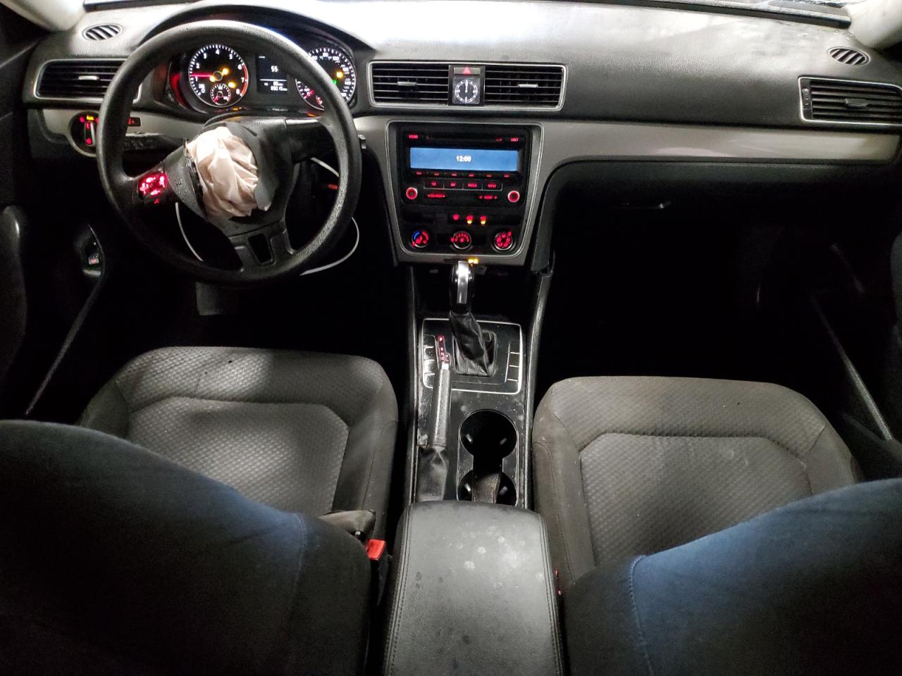 2015 Volkswagen Passat VIN 1VWAT7A3XFC096608 Copart auction photo, all over / mechanical damage thumbnail 8