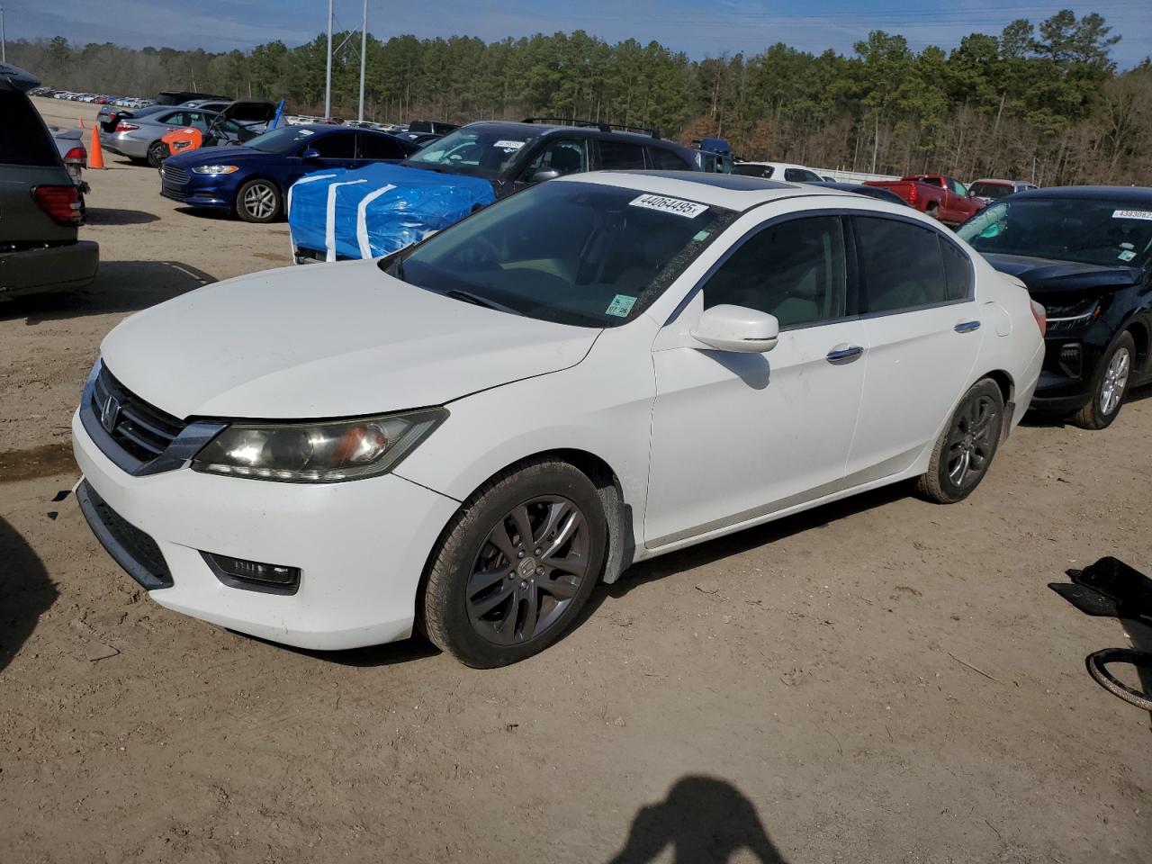 2015 Honda Accord VIN 1HGCR3F82FA002077