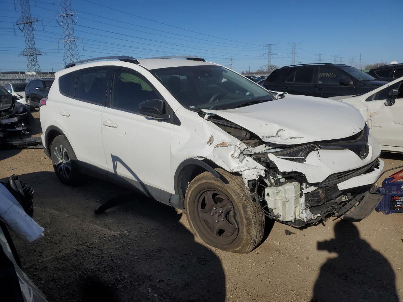 2018 Toyota RAV 4 VIN JTMZFREV9JD122722 Copart auction photo, front end damage thumbnail 4