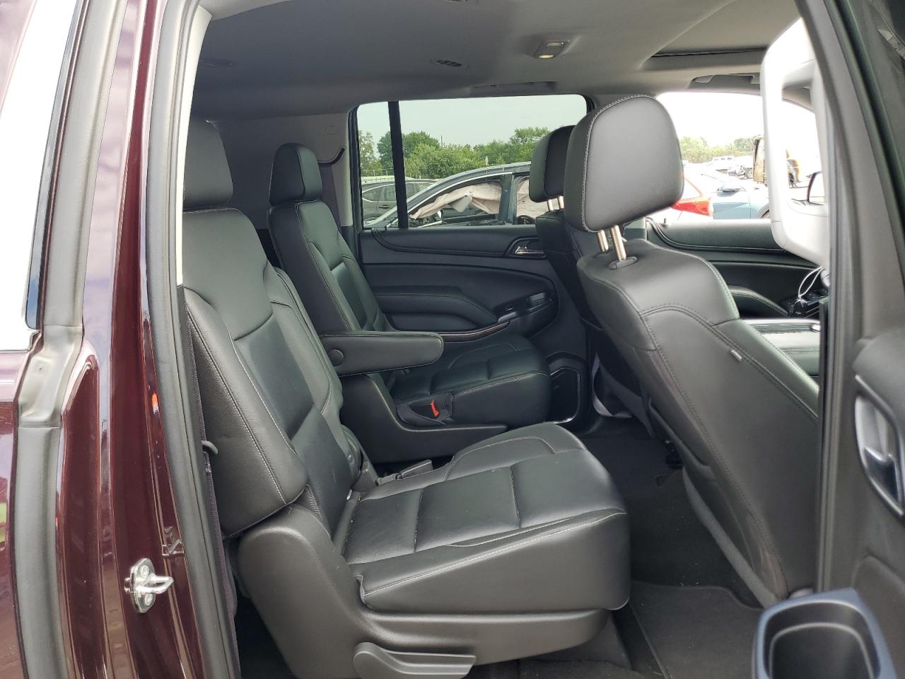 2017 Chevrolet Suburban VIN 1GNSKHKC4HR266760 Copart auction photo, rear end / front end damage thumbnail 11