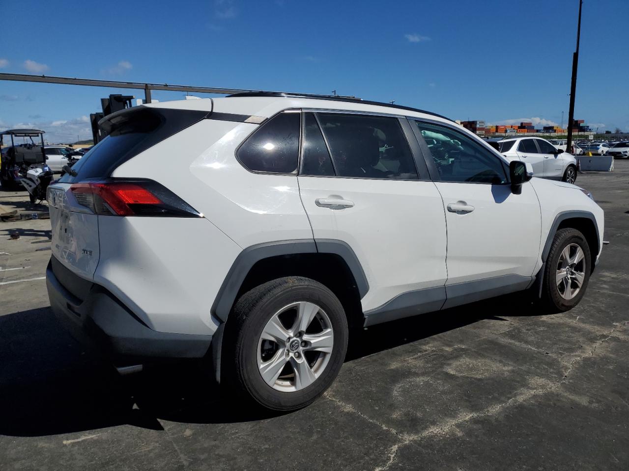 2021 Toyota RAV 4 VIN 2T3W1RFV6MC097898 Copart auction photo, side / front end damage thumbnail 3