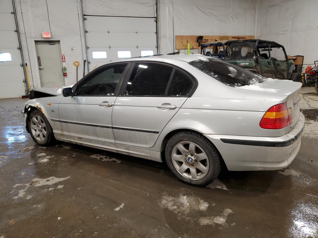 2003 BMW 3er VIN WBAEU33403PM55045 Copart auction photo, front end / side damage thumbnail 2