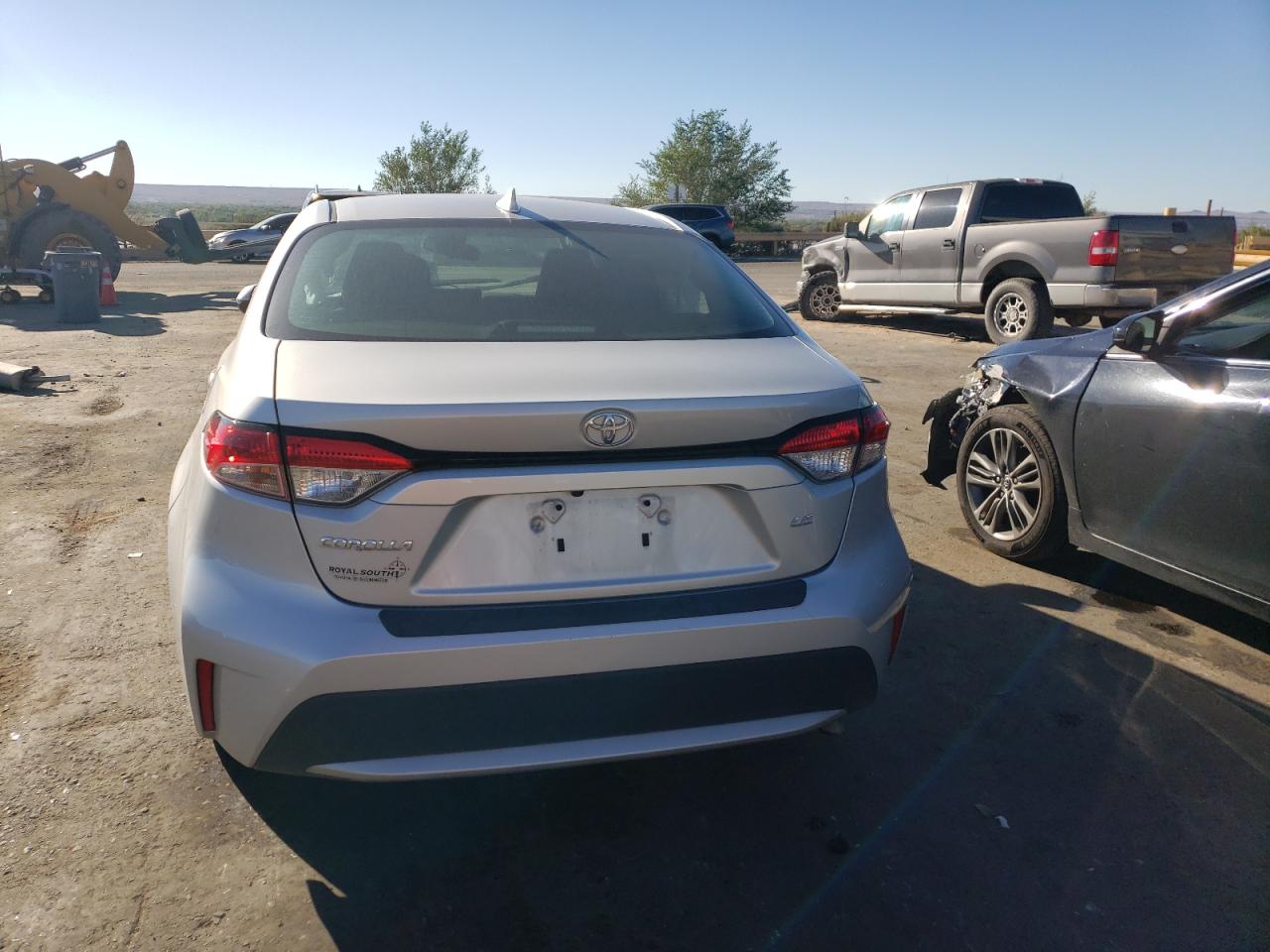 2020 Toyota Corolla VIN 5YFEPRAE8LP099922 Copart auction photo, side damage thumbnail 6