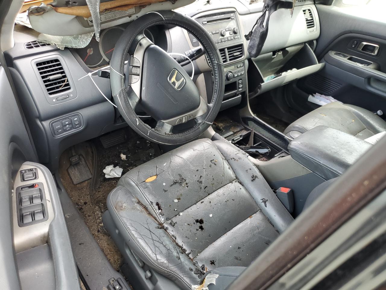 2006 Honda Pilot VIN 5FNYF28506B027254 Copart auction photo, burn - engine damage thumbnail 8
