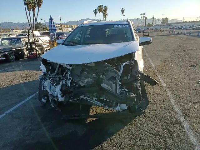2017 Toyota RAV 4 VIN 2T3WFREV3HW320714 Copart auction photo, front end / minor dent/scratches damage thumbnail 11