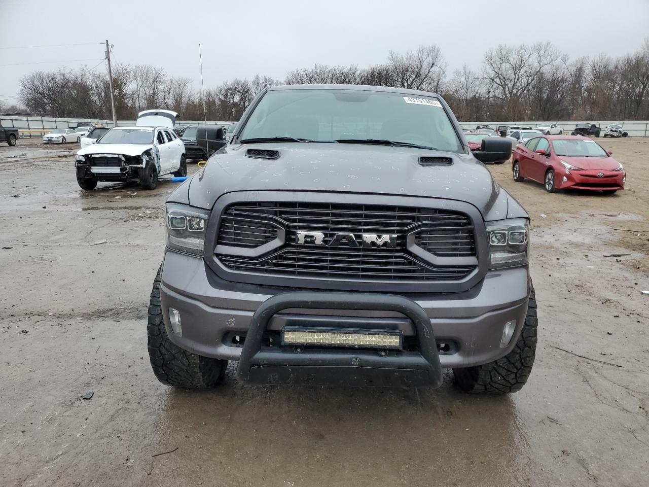 2019 RAM 1500 VIN 1C6RR6TT3KS653572 Copart auction photo, hail / minor dent/scratches damage thumbnail 5