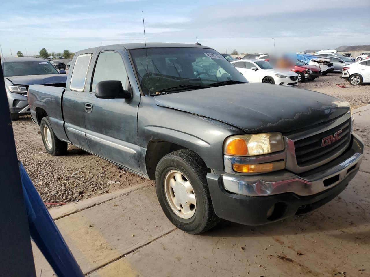 2003 GMC Sierra VIN 2GTEC19T431330068 Copart auction photo, all over damage thumbnail 4