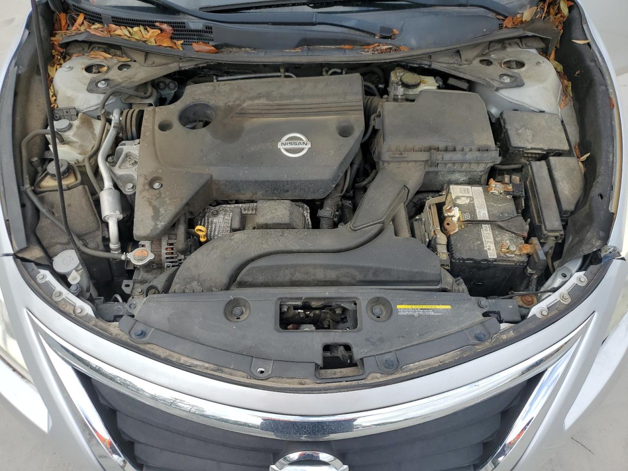 2015 Nissan Altima VIN 1N4AL3APXFC277681 Copart auction photo, front end / minor dent/scratches damage thumbnail 11