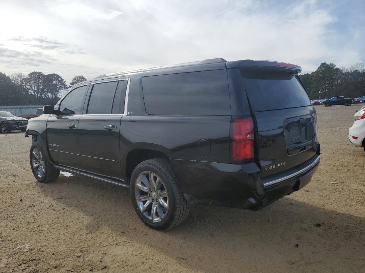 2015 Chevrolet Suburban VIN 1GNSCKKC0FR209611 Copart auction photo, front end / rear end damage thumbnail 2