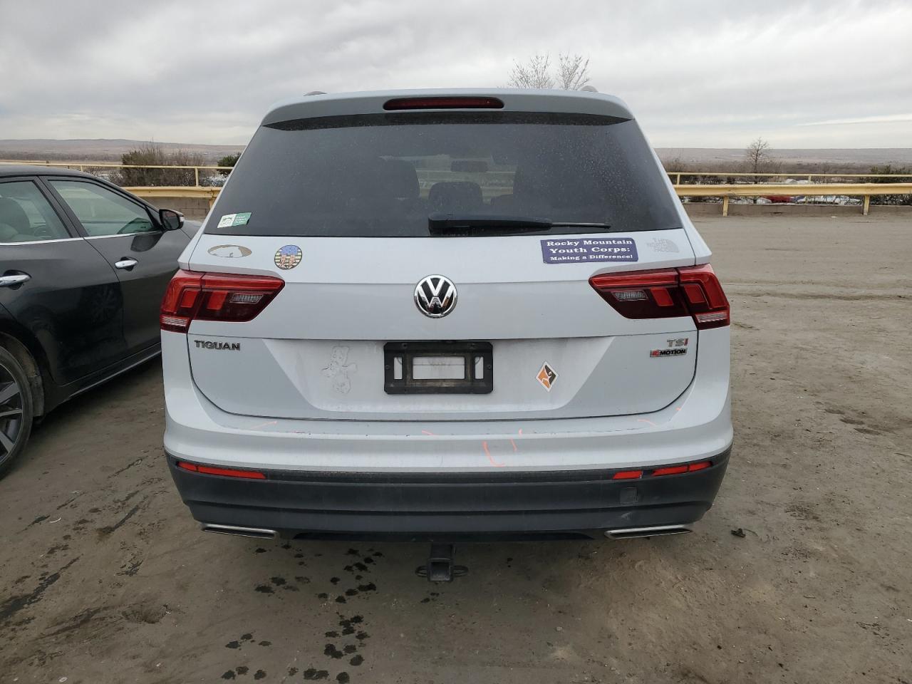2018 Volkswagen Tiguan VIN 3VV0B7AX4JM132323 Copart auction photo, front end damage thumbnail 6