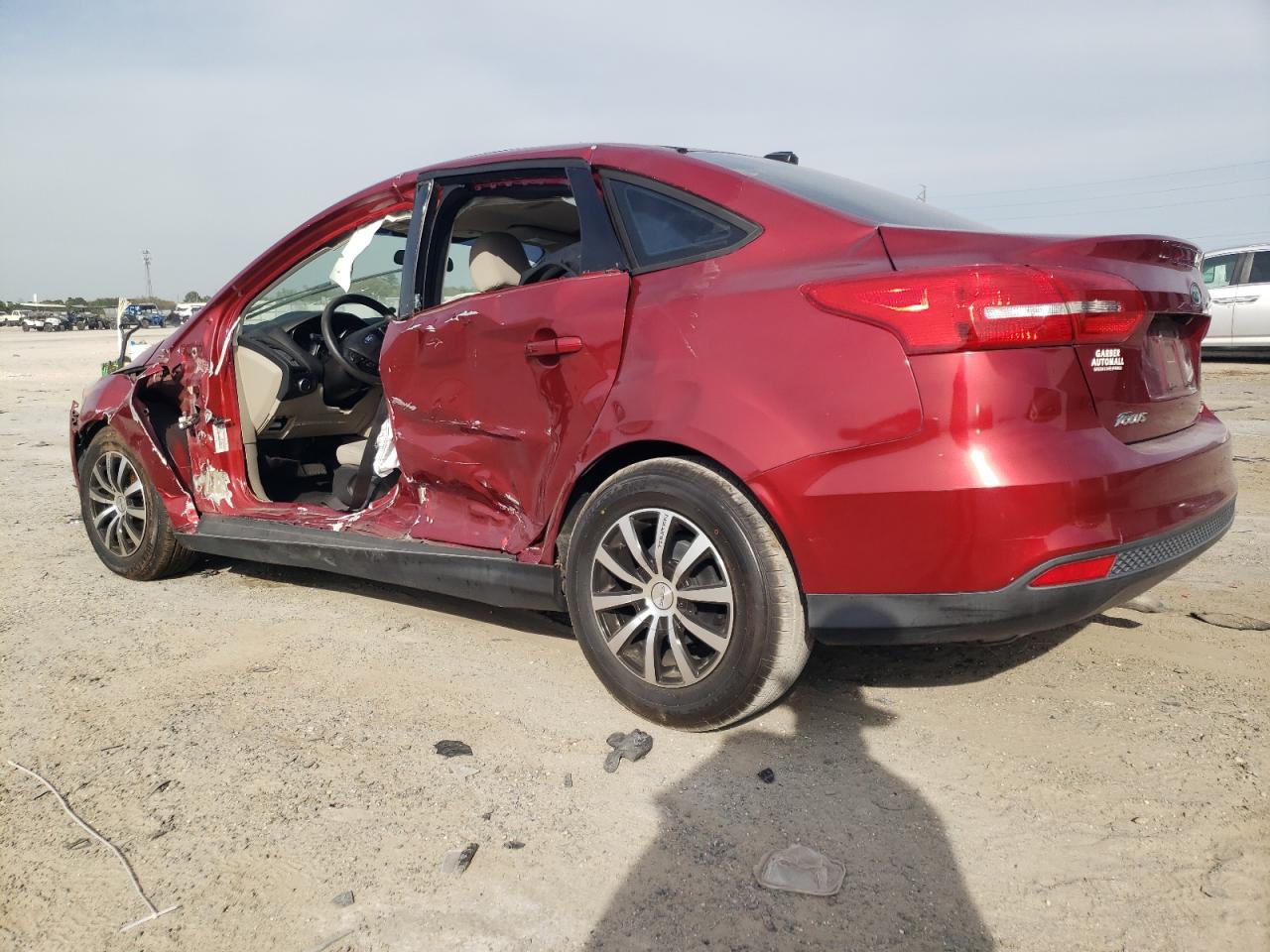 2015 Ford Focus VIN 1FADP3F24FL253584 Copart auction photo, side / front end damage thumbnail 2