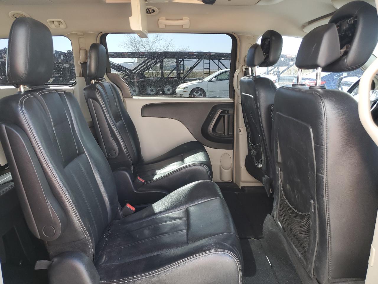 2014 Chrysler Town & Country VIN 2C4RC1BG5ER295284 Copart auction photo, rear end damage thumbnail 11